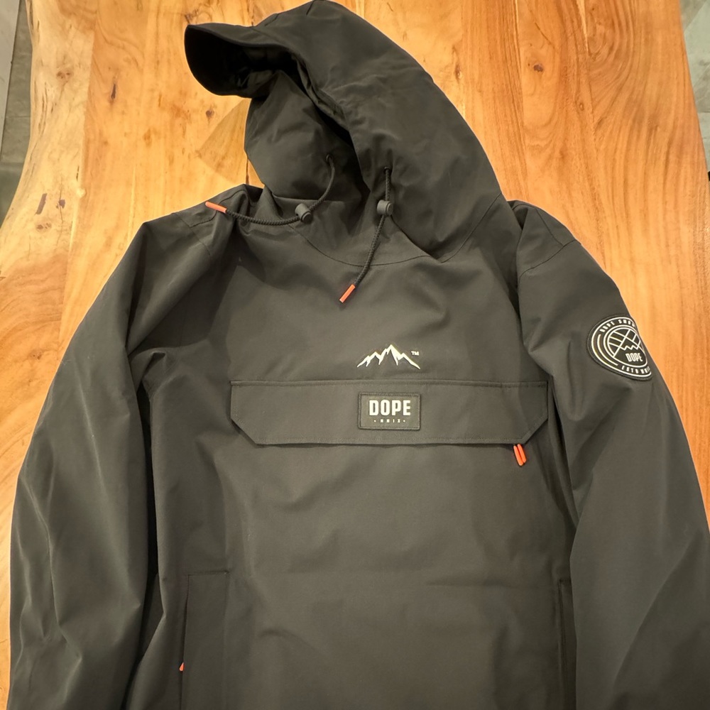 DOPE Snowboarding Jacket. Medium-weight insulation for good warmth